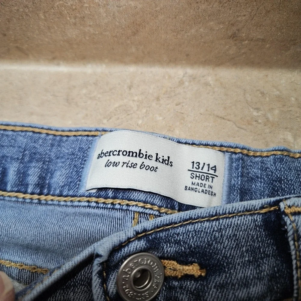 Abercrombie Kids Jeans Tween Girls 13/14 Short Blue Low‎ Rise Bootcut Studded